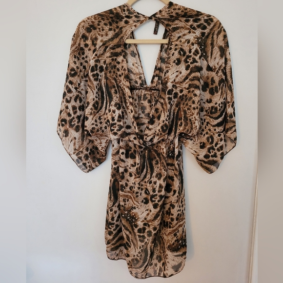 Sheer top - Picture 2 of 3